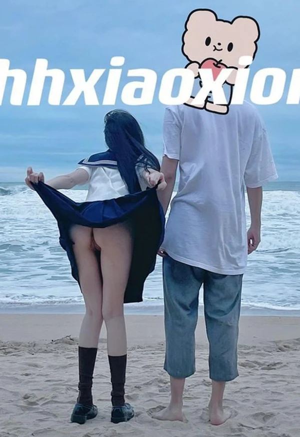 推特美女@hhxiaoxiong 私拍尺度人体图集