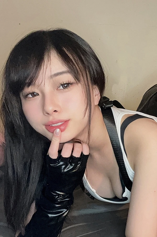 高颜值网红@myamira永井美雏 尺度订阅视图合集